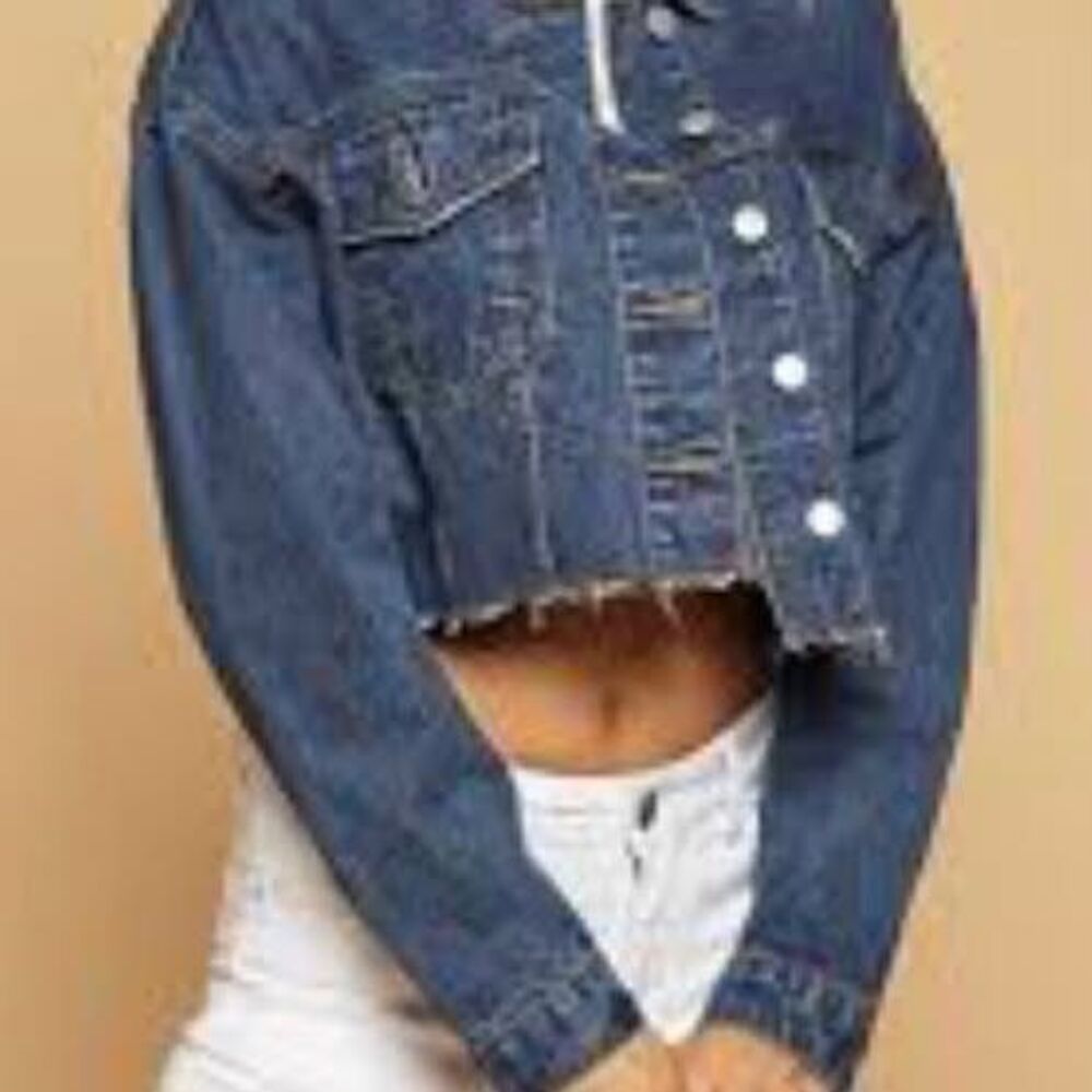 Denium Frayed Cropped Jacket Button up Size Medium, Wild Fable, Womens / Juniors